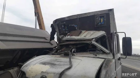 Ucarda ZİLKamAZa çırpılıb, mişar daşları yola səpələnib - FOTO