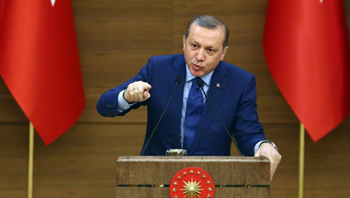 Ərdoğan: Türkiyədə saxlanılan 4 min nəfər arasında 103 general var