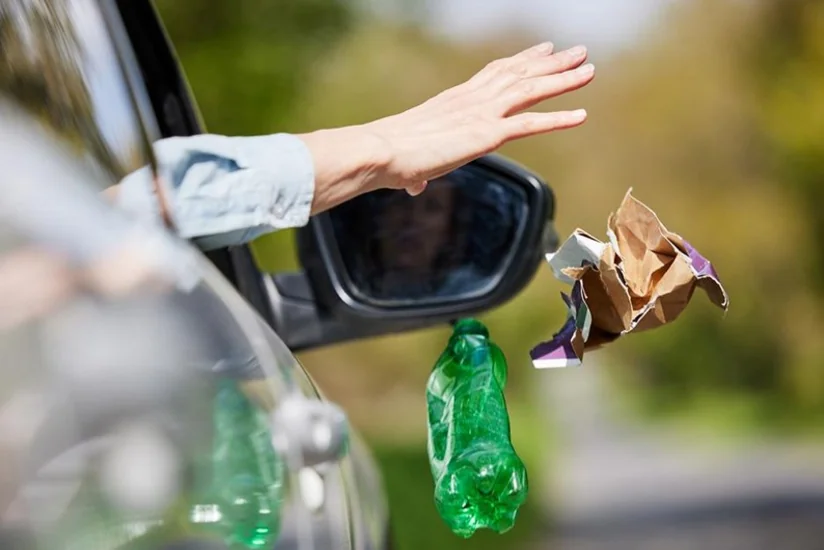 Azerbaijan increases fines for disposing garbage from vehicles