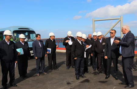 “Azneft”in rəhbərliyi Neft Daşlarına səfər edib
