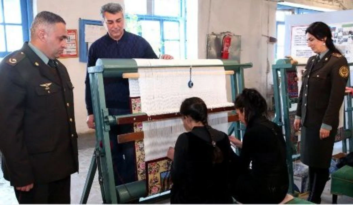 4 saylı qadın cəzaçəkmə müəssisəsində yeni dəzgahlar quraşdırılıb