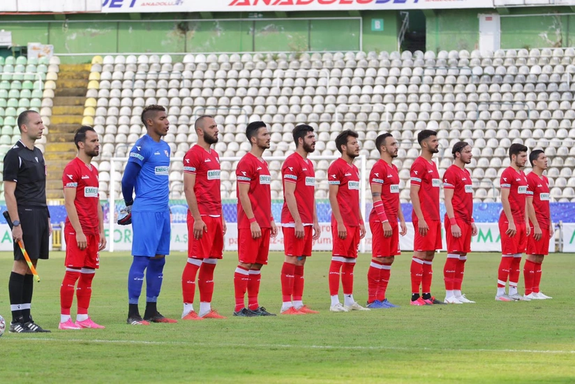 Araz Abdullayevin çıxış etdiyi komandada 3 futbolçu koronavirusa yoluxdu