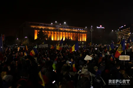 Rumıniyada 400 min insan hökumətin istefasını tələb edir - FOTO