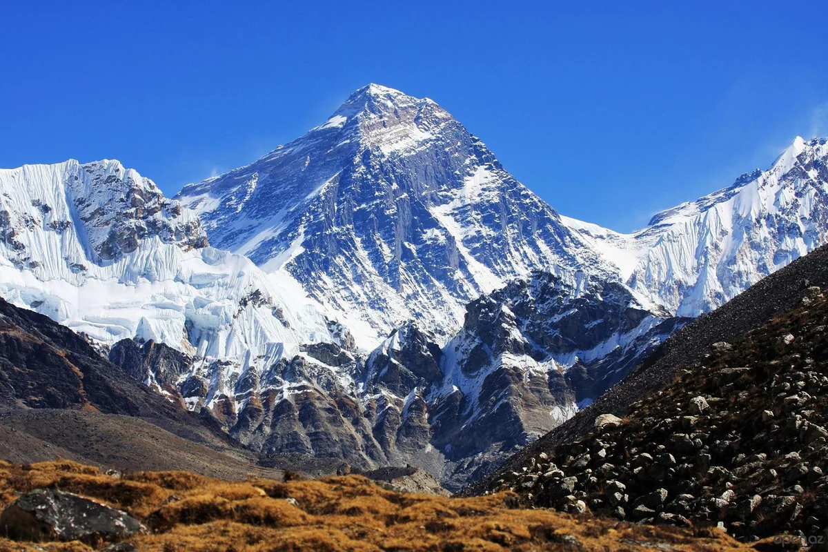 Everest glaciers begin to melt rapidly due to global warming
