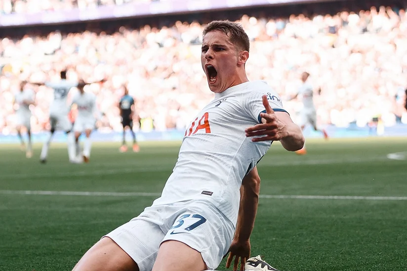 İngiltərə Premyer Liqası: “Tottenhem” Premyer Liqanı tərk edən “Bernli” üzərində əzmkar qələbə qazanıb