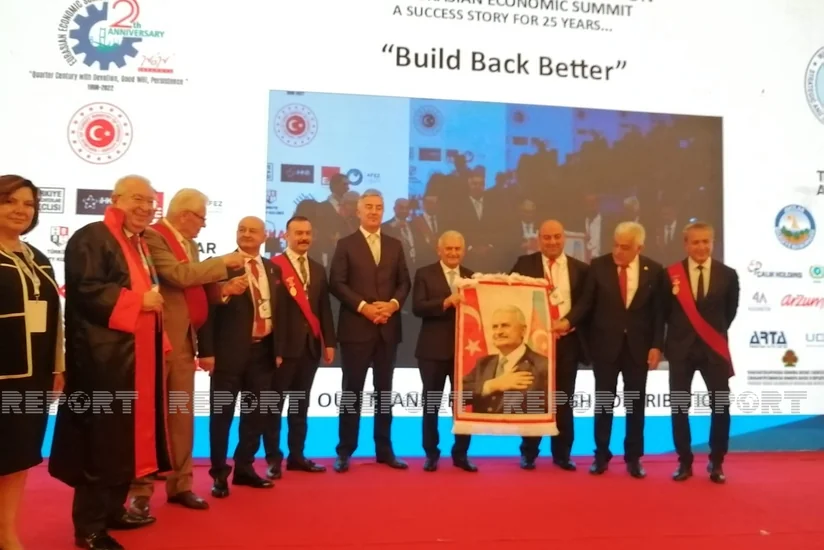 Binəli Yıldırım “Azərbaycanın dostu” qızıl ordeni ilə təltif edilib