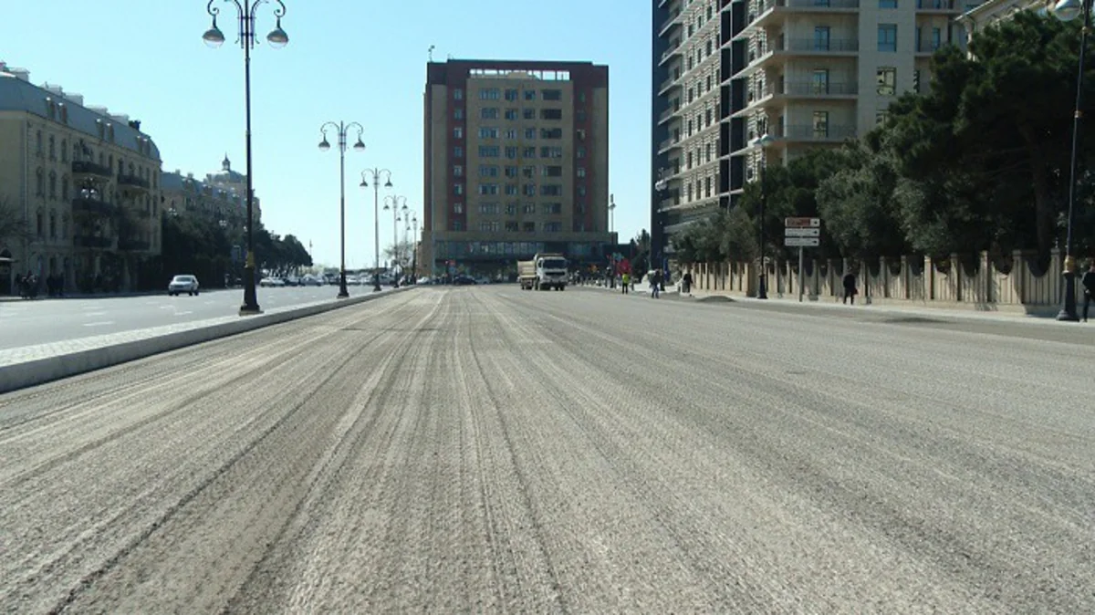 Bakının sıxlıq yaranan əsas küçələrindən biri həftənin sonuna qədər bağlı olacaq