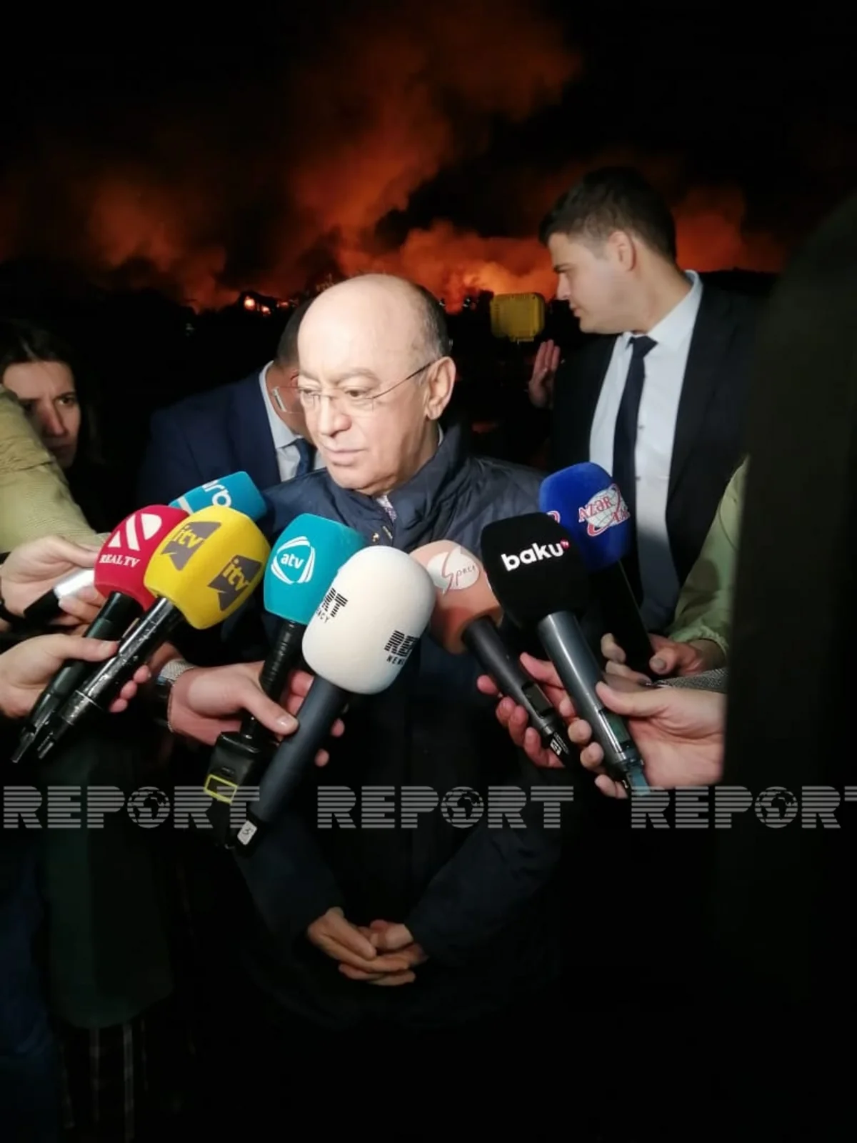 Kəmaləddin Heydərov: İlkin ehtimala görə, Azərsun Sənaye Parkı”nda yanğın karton tullantılardan başlayıb