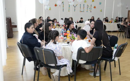 4 saylı cəzaçəkmə müəssisəsində məhkum qadınlar övladları ilə görüşüblər