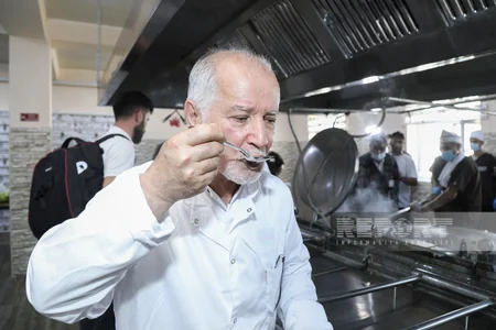 Təəccübləndirən foto, peşmanlığın izi, dəmir barmaqlıqlar - Bakı İstintaq Təcridxanasından REPORTAJ