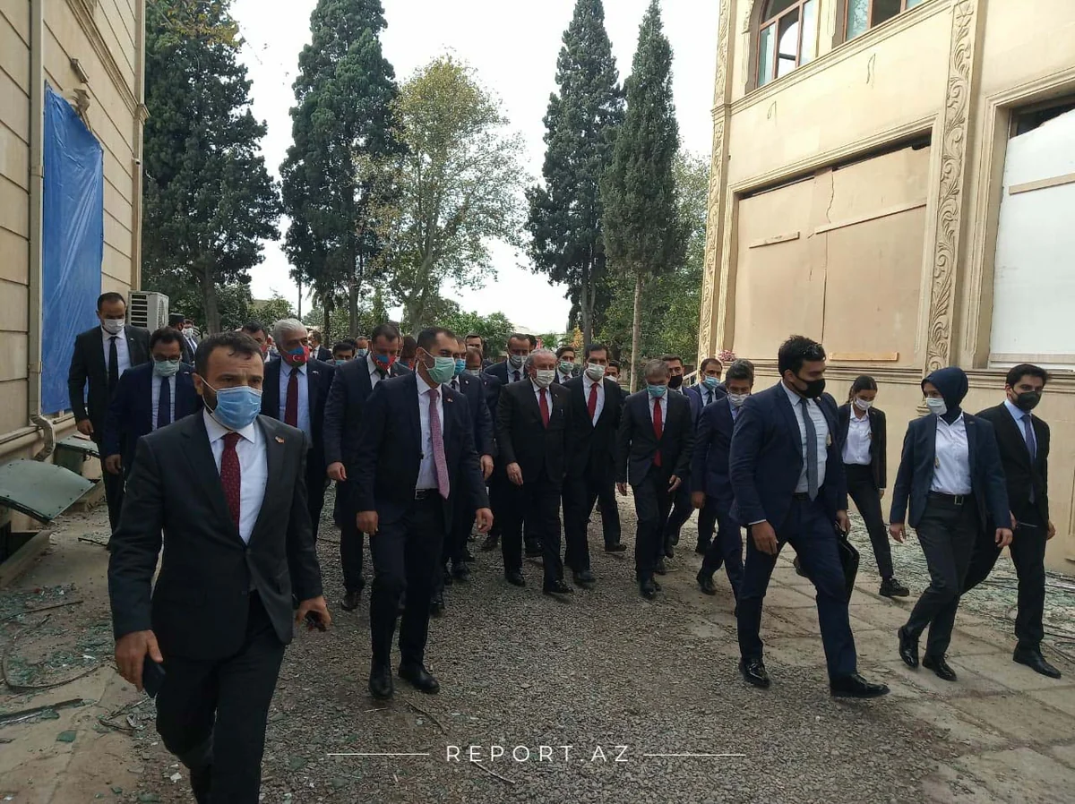 Speaker of Turkish parliament arrives in Ganja