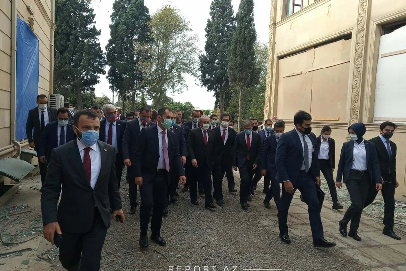 Speaker of Turkish parliament arrives in Ganja