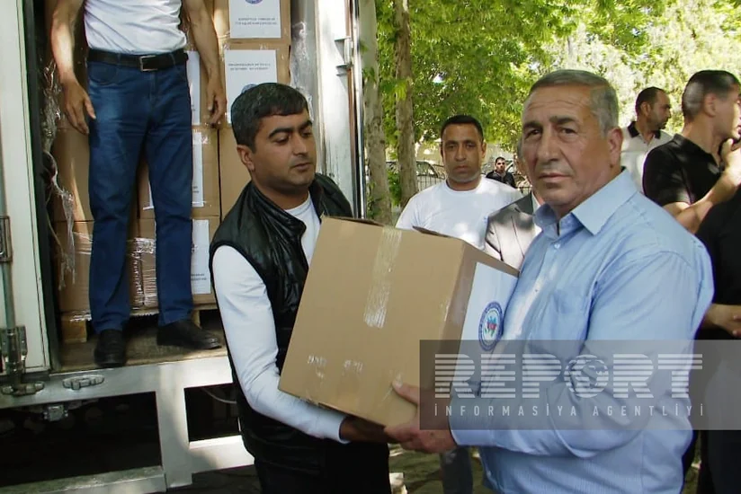 Naxçıvandakı aztəminatlı ailələrə sovqat paylanılıb