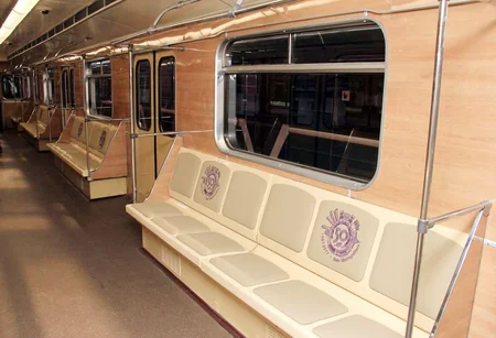 Bakı Metropoliteni xəttə ilk yubiley qatarını buraxıb - VİDEO