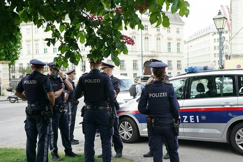 В Германии автомобиль въехал в толпу