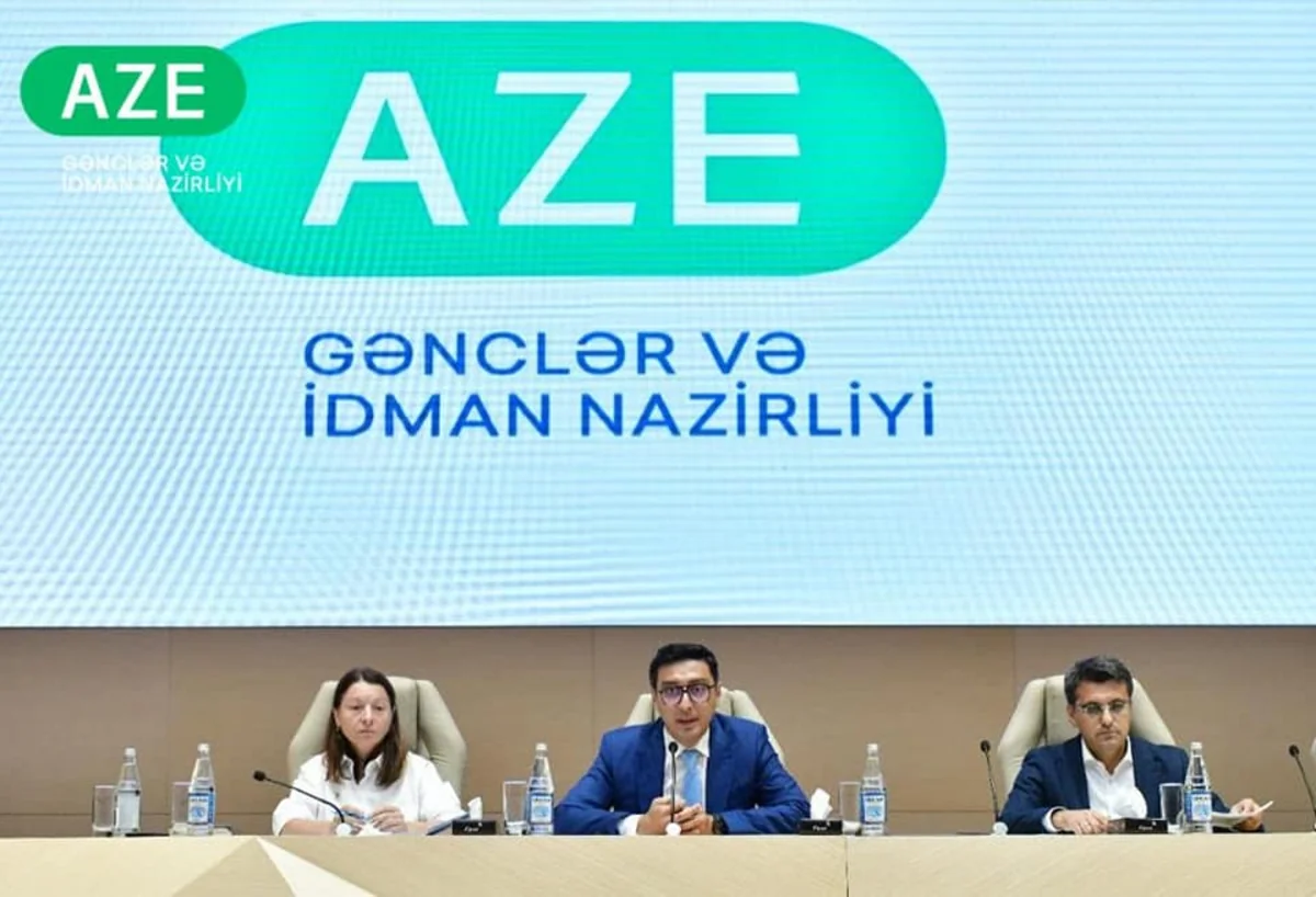 Nazir milli federasiyaların nümayəndələri ilə vacib məsələləri müzakirə edib