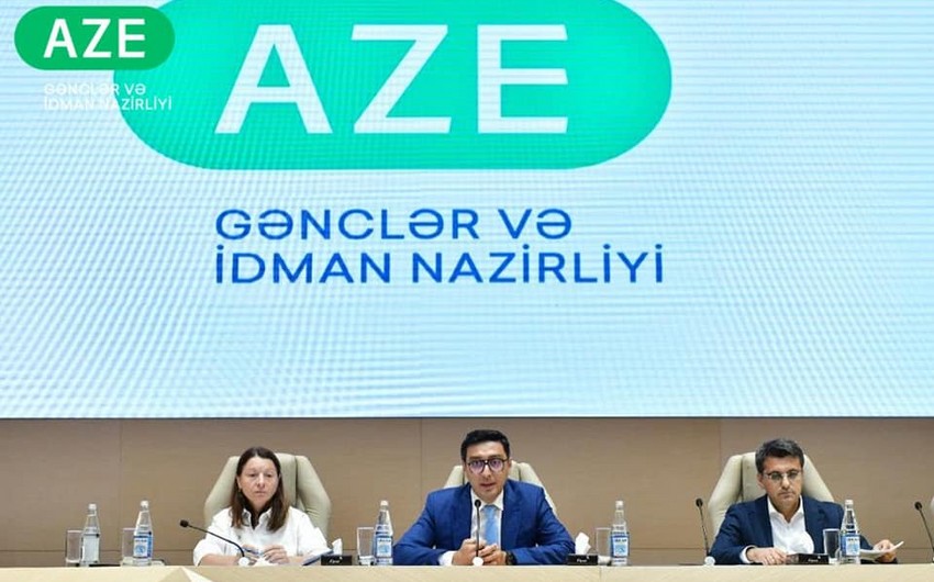 Nazir milli federasiyaların nümayəndələri ilə vacib məsələləri müzakirə edib
