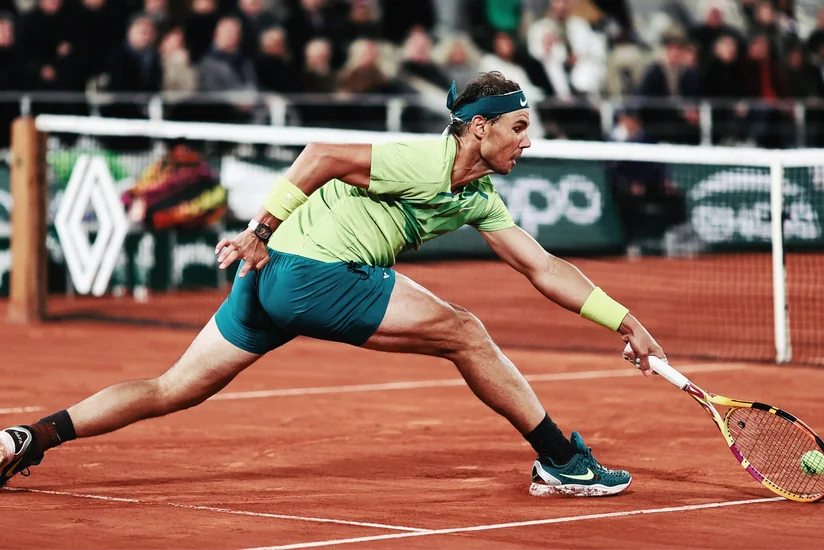 Nadal torpaq kortda 200 qələbə qazanan ilk tennisçi olub