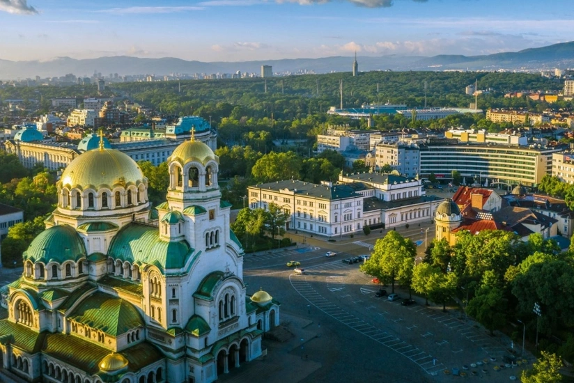 Bulgaria to start to receive tourists from May 1