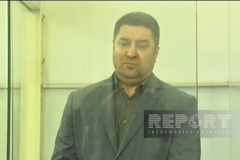 Qayınatasını 57 zərbə, şikəst qaynını isə işgəncələrlə öldürməkdə təqsirləndirilən şəxsin məhkəməsi keçirilib