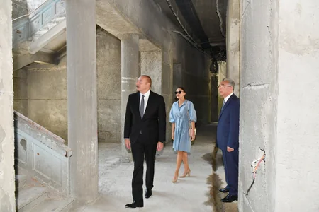 Президент и первая леди ознакомились с работами, проводимыми в Центральном ботаническом саду