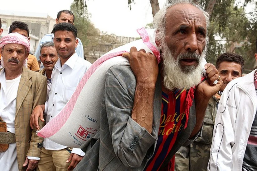 ​Yəmən əhalisi ərzaq ehtiyatı toplayır