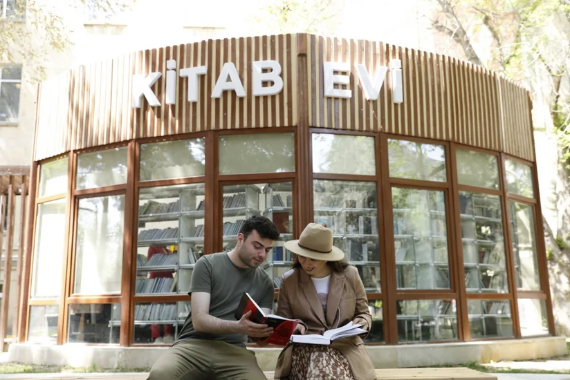 Bakı Dövlət Universitetində Kitab Evi açılıb
