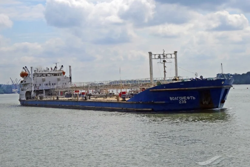 В Черном море обнаружили носовую часть танкера Волгонефть-239