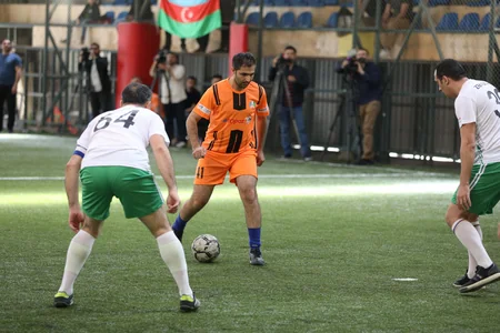 Zəfər Kuboku böyükhesablı qələbə ilə başlayıb