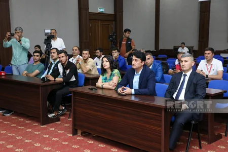 Naxçıvan gömrüyündə rəqəmsal həllər əsasında reallaşdırılan layihələrin təqdimatı keçirilib