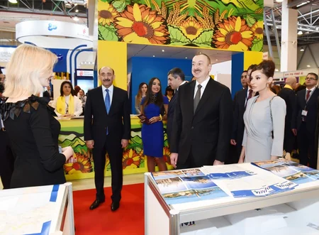 Prezident İlham Əliyev “AITF-2018” XVII Azərbaycan Beynəlxalq turizm və səyahətlər sərgisi ilə tanış olub - YENİLƏNİB - 2