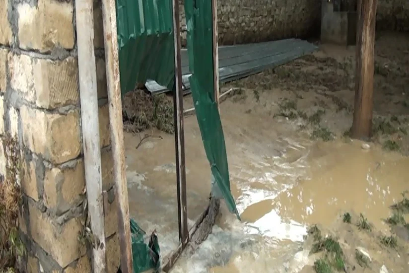 Goranboyda sel suları fəsadlar törədib, zərər hesablanır