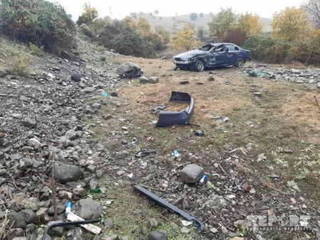 В Исмаиллы автомобиль упал в реку, водитель погиб - ФОТО - ВИДЕО