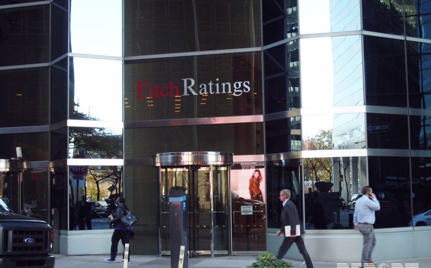 Fitch şatdaun səbəbi ilə ABŞ-a xəbərdarlıq edib