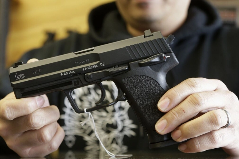 ABŞ Konqresi avtomat silahların qadağan edilməsini təsdiqləyib