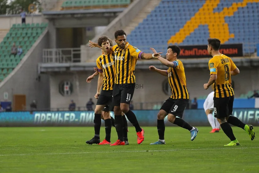 Kayrat klubunda Qarabağla oyundan əvvəl qalmaqal yaşanıb