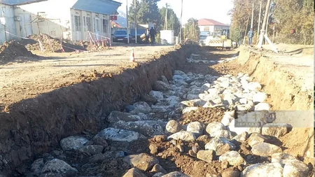 Astarada uzanan yol problemi, sakinlərlə aidiyyəti qurumlar bir-birini günahlandırır