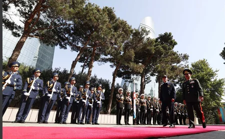 Hulusi Akar Azərbaycana gəlib