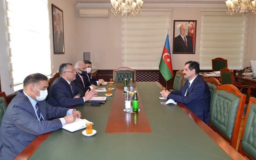 Rövşən Rzayev Türkiyə səfiri ilə görüşüb