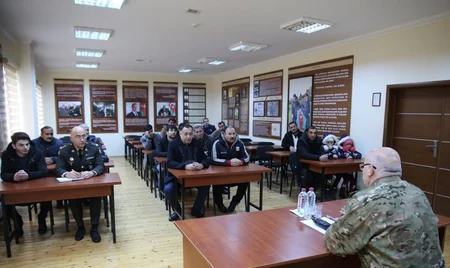 Bu gün bütün hərbi hissələrdə “Açıq qapı” günü keçirilib