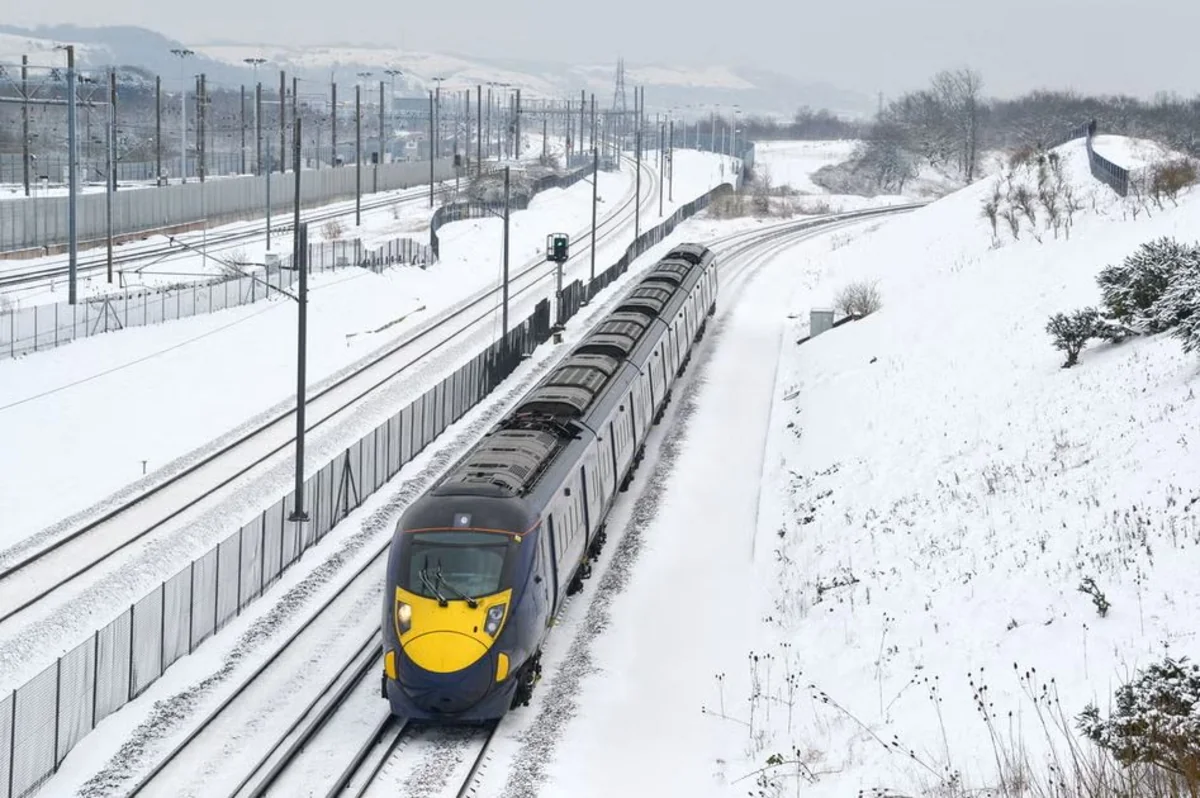 New Year’s travel chaos as Eurostar and Southeastern trains cancelled over Thames tunnel flooding