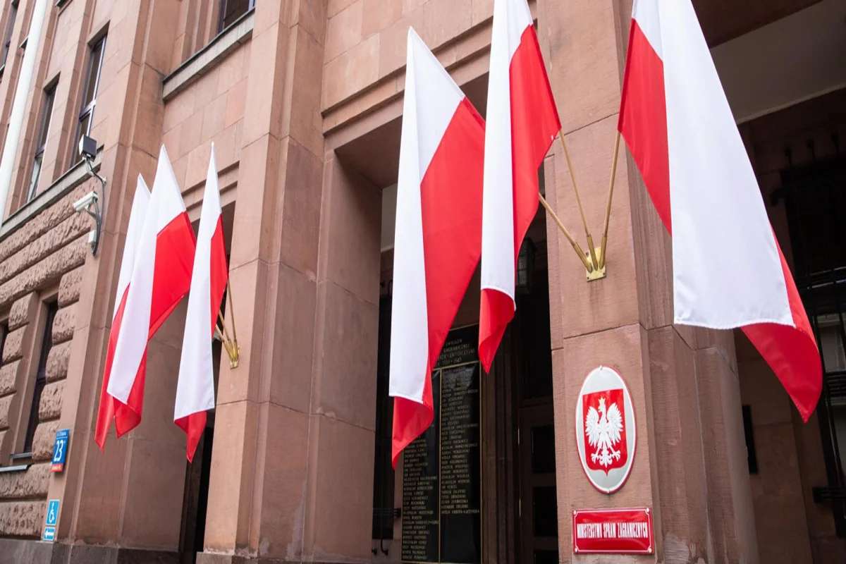 Polish MFA refuses to appear in same events with diplomats from Russia and Belarus