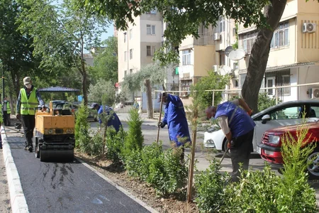 Bakı küçələrində yenidənqurma işləri aparılır