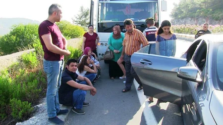 20 cars collided in Turkey, 5 persons injured