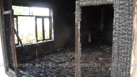 Salyanda ev yandı, xəsarət alan var