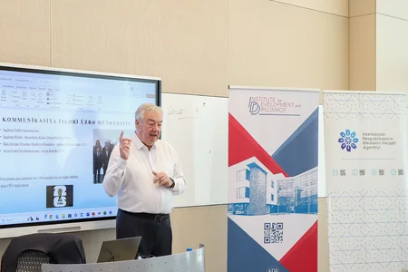 Bakıda Böhran kommunikasiyası mövzusunda növbəti təlim başlayıb