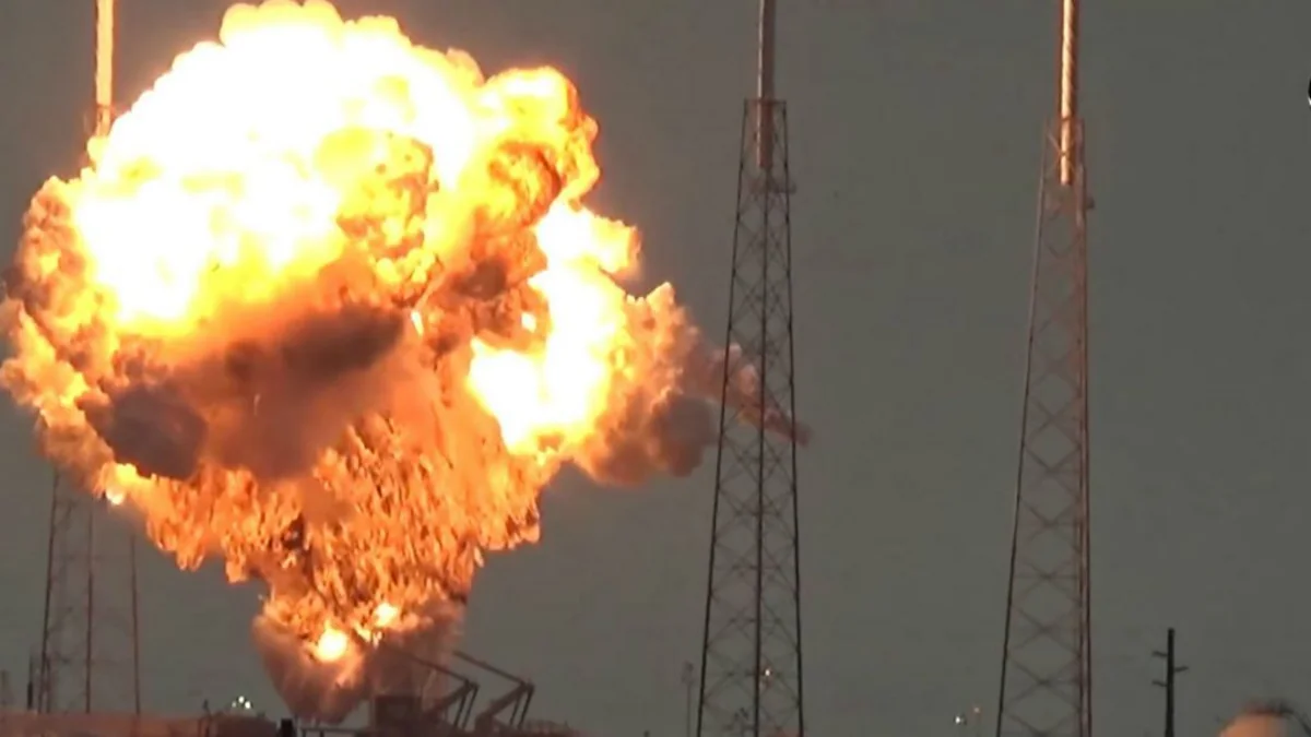 Во Флориде на площадке SpaceX для испытаний корабля Starship произошел пожар