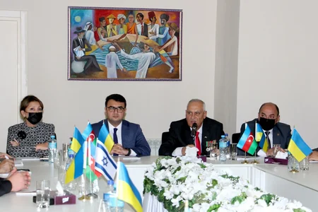 Bakı Beynəlxalq Multikulturalizm Mərkəzində Zəfər Gününə həsr olunan videokonfrans keçirilib