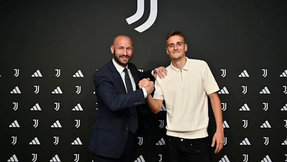 Yuventus yunan futbolçunu icarəyə götürüb
