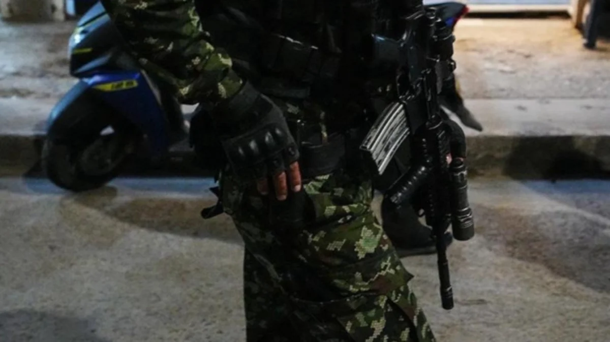 Kolumbiyada 60-a yaxın hərbçi oğurlanıb